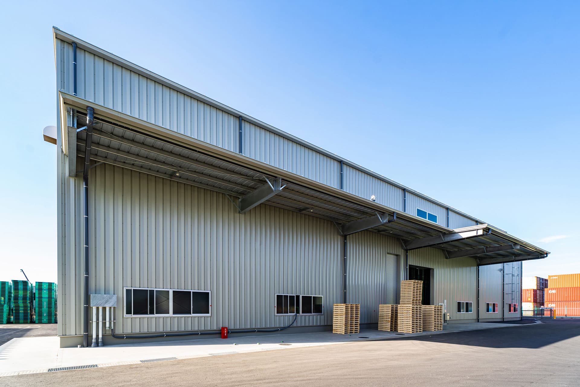yess建築で建てられた倉庫