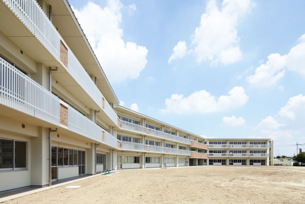 古河市立古河第六小学校 全景（南面）