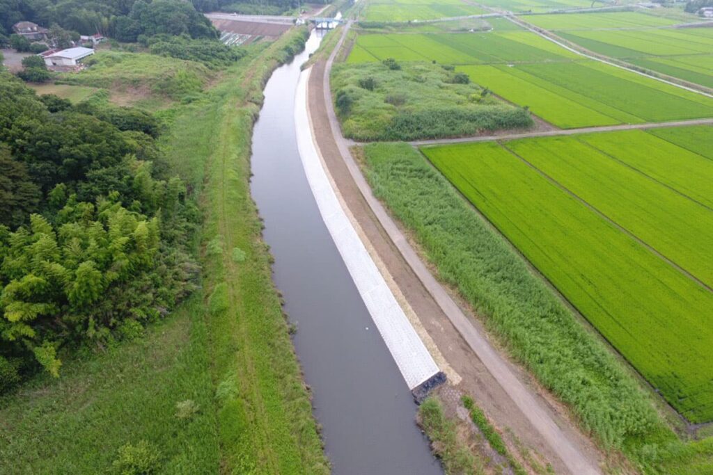 河川災害復旧工事