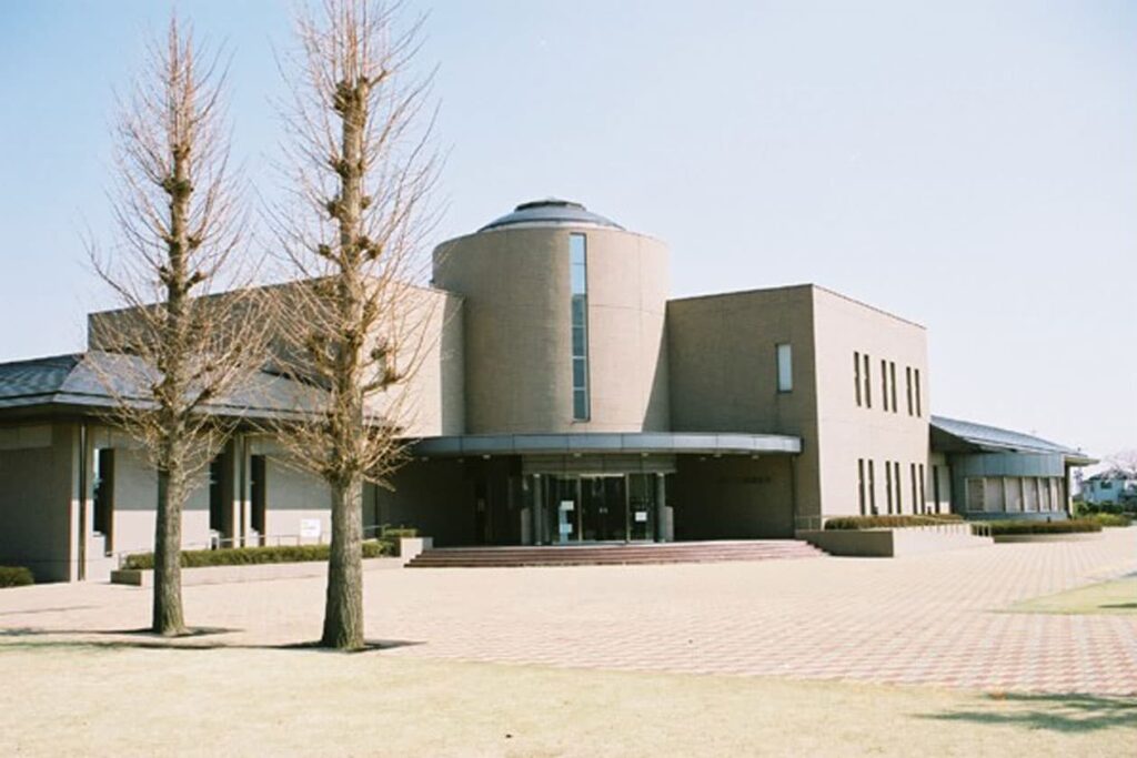 三和図書館・資料館「燦SUN館」 全景